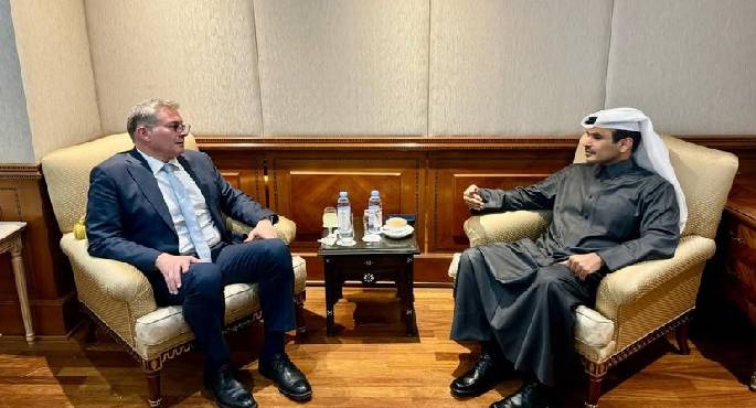 وزير البترول يبحث مع نظيره القطري فرص الاستثمار في مجالات البحث والاستكشاف