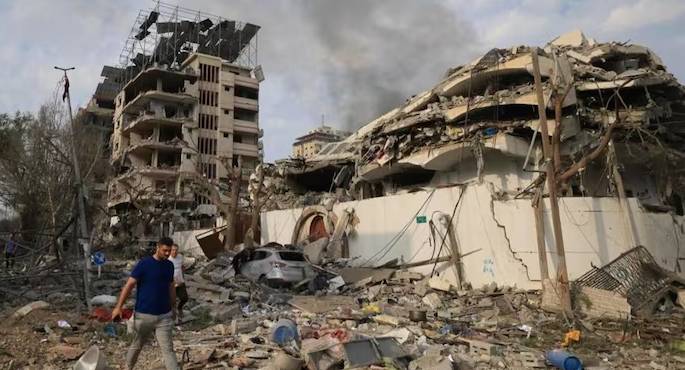 تقرير أممي: إسرائيل استخدمت قنابل تزن 2000 رطل في قصف مستشفيات غزة