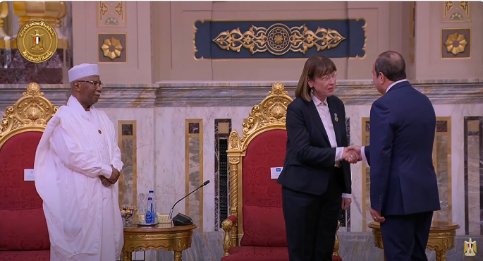 الرئيس السيسي يستقبل القادة المشاركين في أعمال القمة الـ11 لمنظمة الدول الثماني النامية للتعاون الاقتصادي