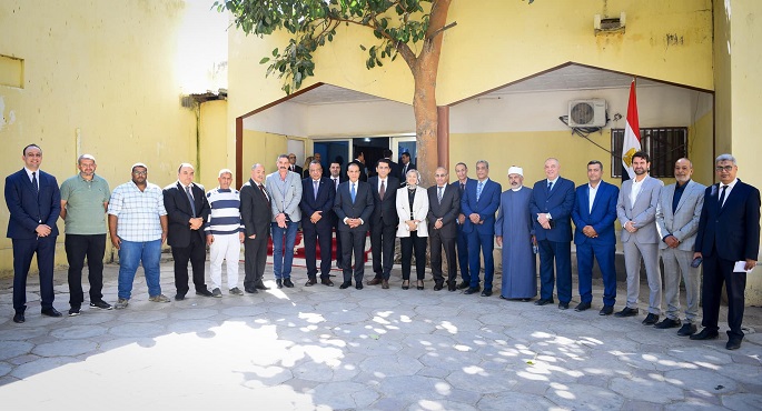 بالصور.. وزير الخارجية من نجامينا: الجالية المصرية في تشاد تشكل جسرا للتعاون والتنمية بين البلدين