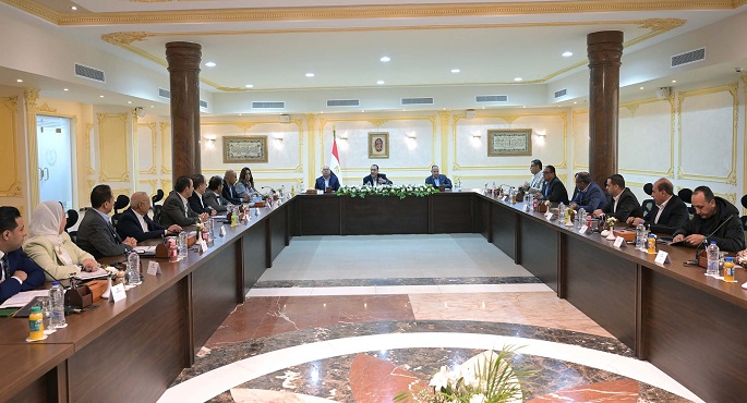 بالصور.. رئيس مجلس الوزراء يلتقي نواب مجلسي النواب والشيوخ ببورسعيد خلال زيارته للمحافظة