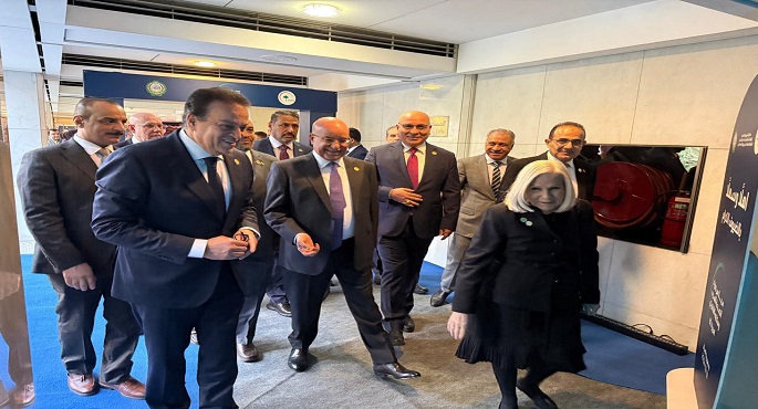 بالصور.. وزير الصحة يشهد افتتاح معرض أدوية ضمن فعاليات مجلس وزراء الصحة العرب بالعراق
