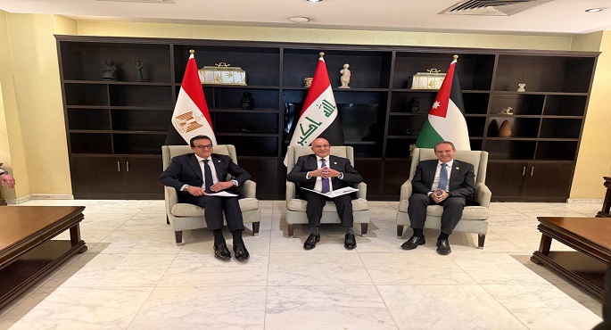 وزير الصحة يعقد اجتماعا مع وزراء الصحة بدولتي العراق والأردن لمناقشة سبل التعاون المشترك في القطاع الصحي