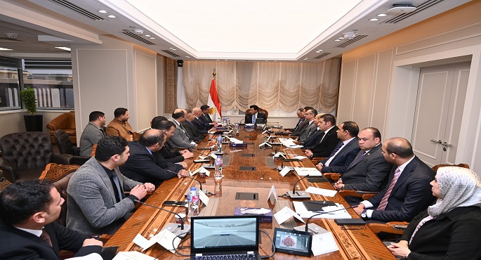بالصور.. وزير الرياضة يبحث مجموعة من ملفات ومستهدفات المصارعة مع مجلس إدارة الاتحاد بتشكيله الجديد