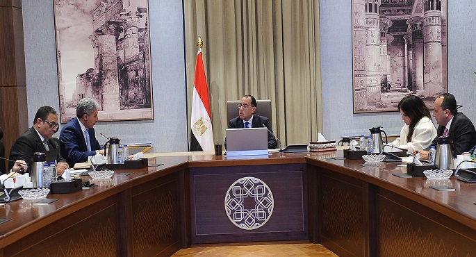 بالصور.. رئيس الوزراء يبحث مع وزير السياحة والآثار سبل تحفيز الاستثمار السياحي