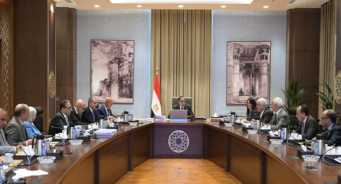 بالصور.. رئيس الوزراء يترأس اجتماع مجلس إدارة صندوق تطوير التعليم