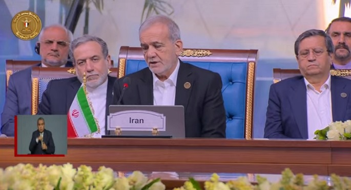 بالفيديو.. الرئيس الإيراني أمام قمة “الدول الثماني النامية”: دول المنظمة ستكون قادرة على المضي قدما ودعم الشراكات