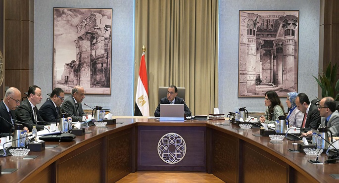 بالصور.. رئيس الوزراء يُتابع الموقف التنفيذي لعدد من مشروعات قطاع الكهرباء
