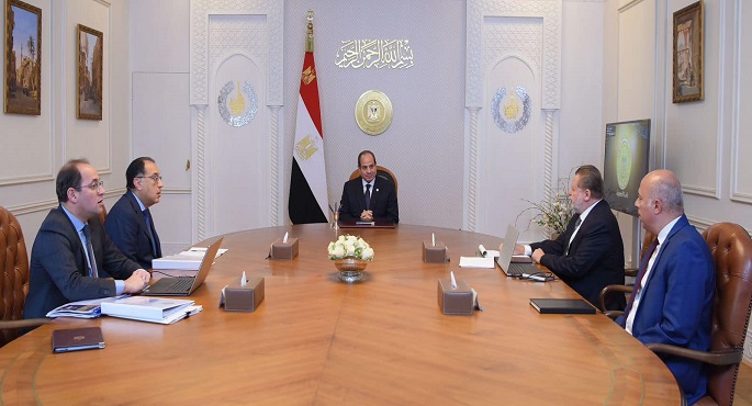 بالصور.. الرئيس السيسي يطلع على جهود الحكومة لتعزيز احتياطات الدولة من النقد الأجنبي