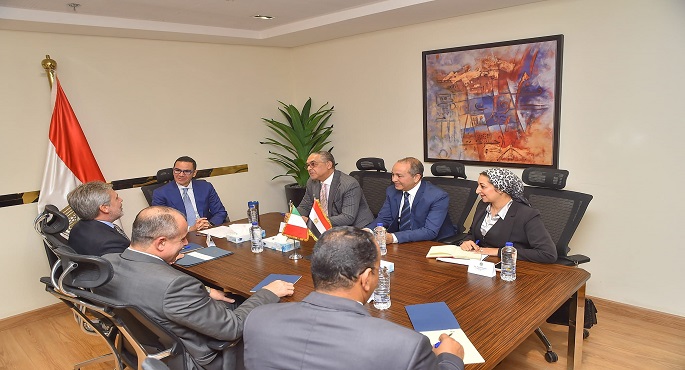 بالصور..وزير الاستثمار والتجارة الخارجية يستقبل السفير الإيطالي بالقاهرة لبحث سبل تعزيز العلاقات الاقتصادية المشتركة بين البلدين