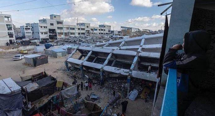 شهداء وجرحى في قصف للاحتلال على محيط مدرسة تؤوي نازحين بحي الشيخ رضوان غرب غزة