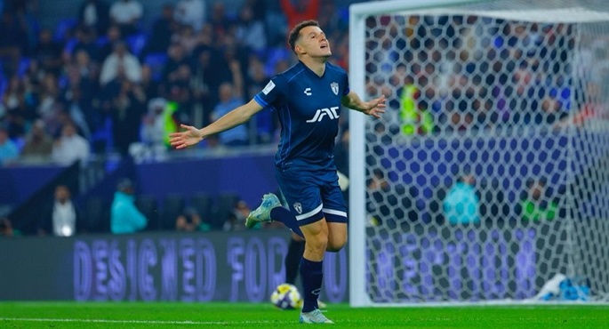باتشوكا يفوز بديربي الأمريكتين على حساب بوتافوجو ويتأهل لمواجهة الأهلي على كأس التحدي