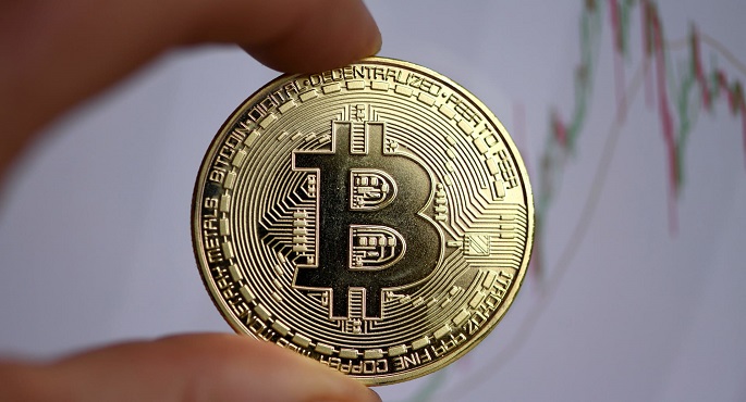 البيتكوين دون 90 ألف دولار للمرة الأولى منذ أبريل