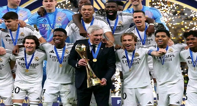 ريال مدريد يتوج بلقب كأس القارات للأندية