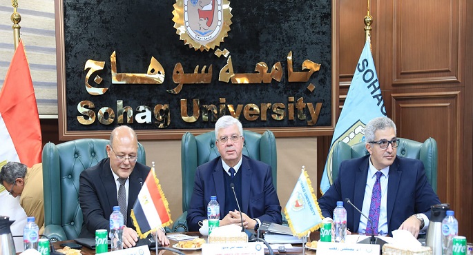 وزير التعليم العالي: اتخذنا خطوات جادة للتشجيع على الاهتمام بمخرجات البحث العلمي القابلة للتطبيق