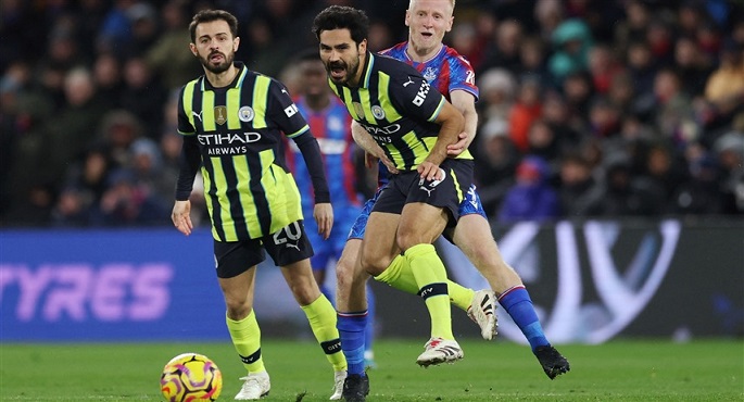 مانشستر سيتي يعود لنتائجه السلبية ويتعادل مع كريستال بالاس 2-2 في الدوري الإنجليزي
