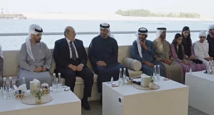 رئيس مجلس الشيوخ يؤكد لمحمد بن زايد: العلاقات بين البلدين نموذج يحتذى به في التضامن والتكامل الإقليمي