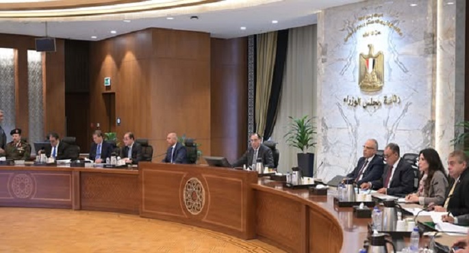 بالصور.. رئيس الوزراء يوجه بتشكيل مجموعة عمل للبدء في تنفيذ مقترح الصفقات المتكافئة مع الدول الإفريقية