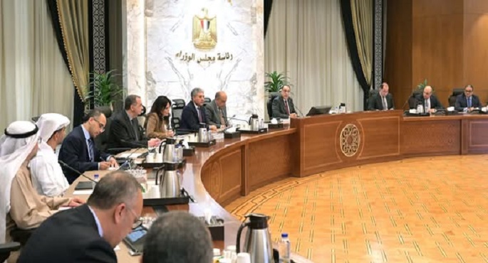بالصور.. رئيس الوزراء يلتقي مع شركات إماراتية ويؤكد الحرص على تكثيف التعاون مع الدول الشقيقة