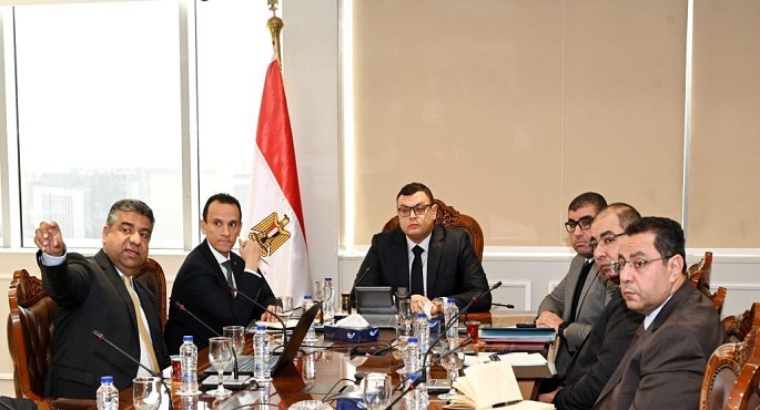 وزير الإسكان يؤكد مواصلة تقديم مختلف أشكال الدعم لتطوير أداء هيئة المجتمعات العمرانية الجديدة