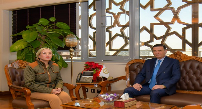 بالصور .. وزيرا الزراعة والبيئة يبحثان تنفيذ الخطة الاستثمارية للزراعة