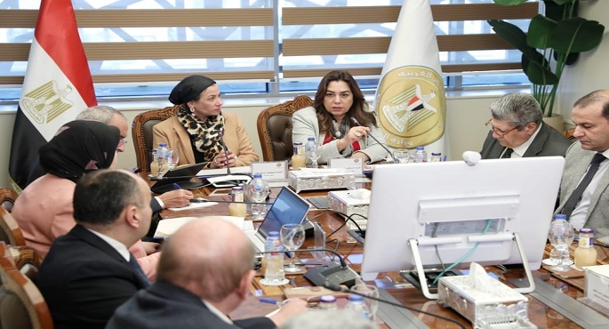 بالصور.. وزيرتا التنمية المحلية والبيئة تتابعان المخطط التنفيذي لتشجير المحاور بمحافظات القاهرة الكبرى