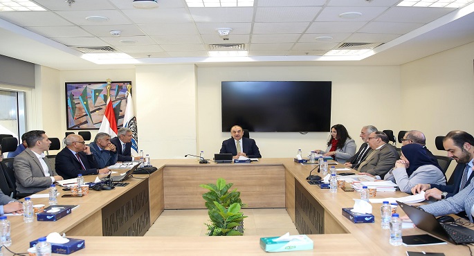 وزير قطاع الأعمال العام يستعرض مستجدات الموقف التنفيذى لمشروعات قطاع الأدوية ومؤشرات الأداء المالية والتشغيلية