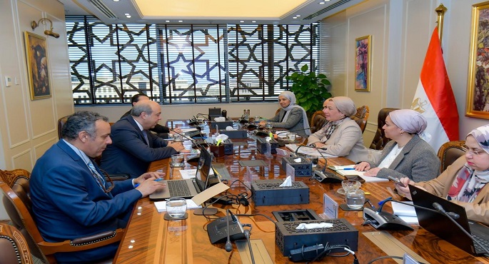 ياسمين فؤاد : المطارات المصرية منصة هامة للترويج لمنتج السياحة البيئية