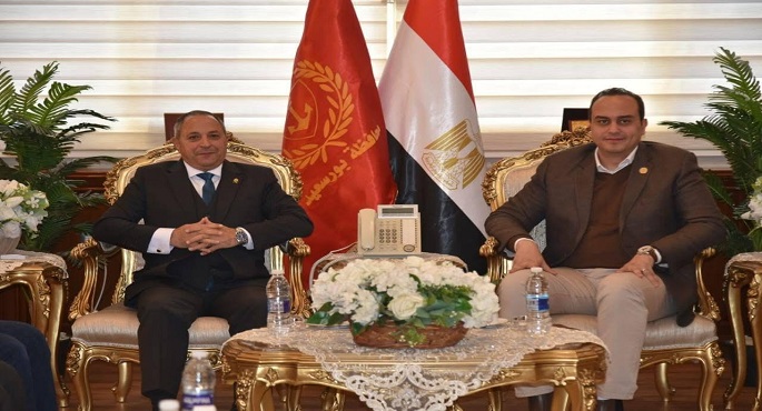 بالصور .. رئيس هيئة الرعاية الصحية يبحث مع محافظ بورسعيد استمرار كفاءة منظومة التأمين الصحي الشامل