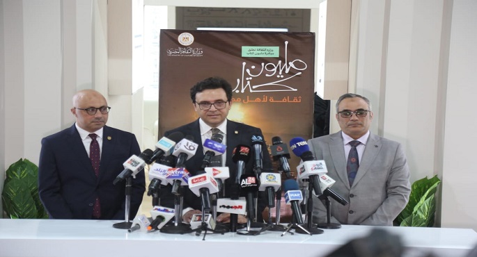 بالصور .. وزير الثقافة يدشن مبادرة “مليون كتاب” ويؤكد: نستثمر المعرفة لبناء الإنسان