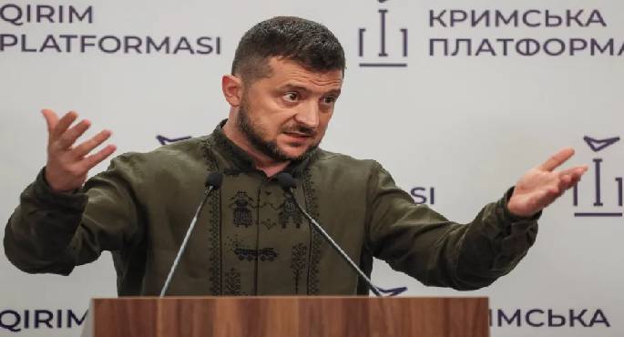 زيلينسكي: أوكرانيا تستعد لاستئناف العلاقات الدبلوماسية مع سوريا