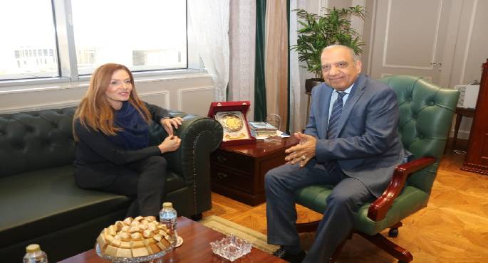 وزير الكهرباء يبحث مع وزيرة الطاقة بجمهورية مالطا الربط الكهربائى والهيدروجين الأخضر