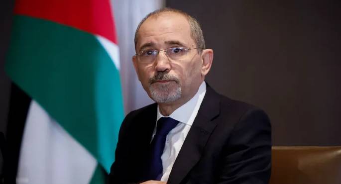 وزير خارجية الأردن من دافوس: خطر انهيار وقف إطلاق النار فى غزة سيفتح أبواب الجحيم على المنطقة