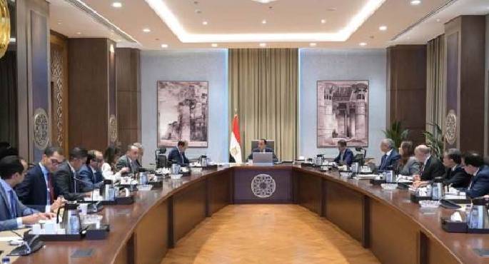 رئيس الوزراء يتابع الإجراءات التنفيذية لتقليل زمن الافراج الجمركى