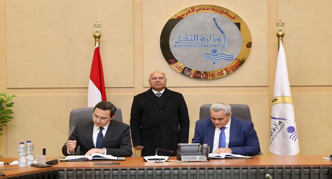 بالصور.. كامل الوزير يشهد توقيع عقد مشروع تمويل وإنشاء وصيانة الميناء الجاف والمنطقة اللوجستية بالعاشر من رمضان