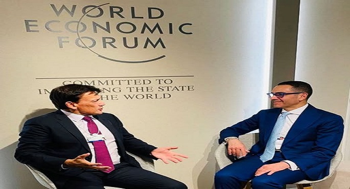 وزير الاستثمار يلتقى الرئيس التنفيذي لشركة دانا غاز لاستعراض فرص الاستثمار بالسوق المصرى