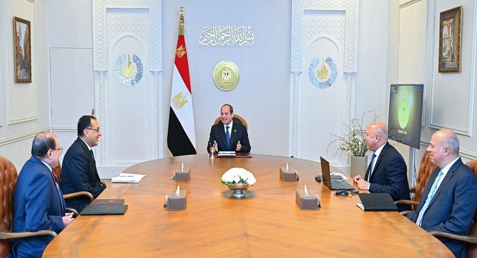 الرئيس السيسي يوجه بتسريع وتيرة تنفيذ مشروعات إنشاء المحاور اللوجستية