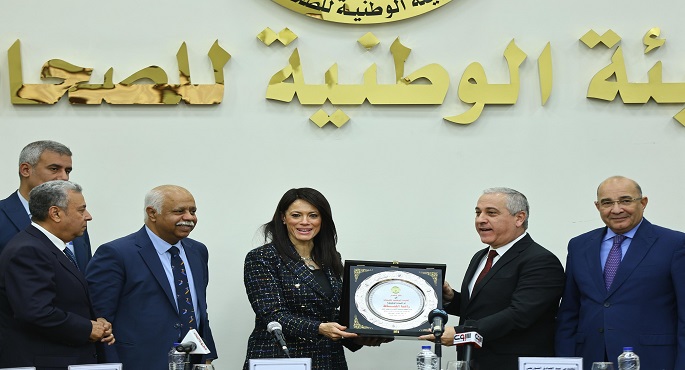 بالصور.. رئيس الوطنية للصحافة: مصر واجهت العديد من التحديات الداخلية والخارجية