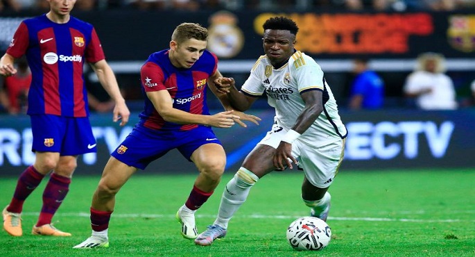 ريال مدريد يتحدى برشلونة في كلاسيكو الثأر على لقب السوبر الإسباني الليلة