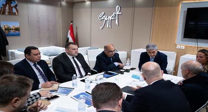 بالصور.. وزير السياحة يعقد لقاءات مهنية مكثفة بإسبانيا لتعزيز الحركة السياحية إلى مصر