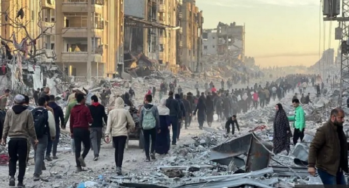 الدفاع المدنى يحذر الفلسطينيين من العودة إلى مدينة غزة