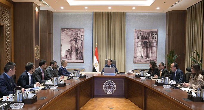رئيس الوزراء يلتقى نائب رئيس “مجموعة جيلى أوتو القابضة” لاستعراض خطة المجموعة لتصنيع السيارات فى مصر بالشراكة مع “أوتو موبيلتى”