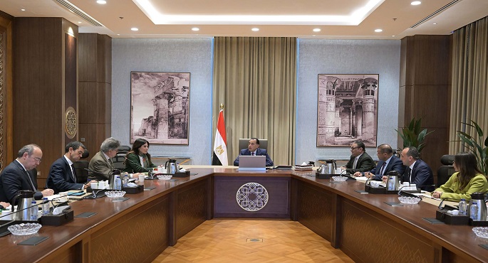 مدبولى يتابع تجهيزات احتفاليتى افتتاح المتحف الكبير وتطوير موقع التجلى الأعظم