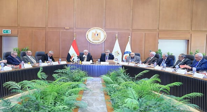 بالصور.. وزير التعليم العالى يترأس الاجتماع الأول لرؤساء وأمناء لجان قطاعات التعليم الجامعى للدورة الجديدة 2025 – 2028