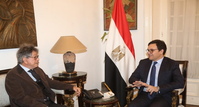 وزير الثقافة يبحث آفاق التعاون مع الشركة المتحدة للخدمات الإعلامية