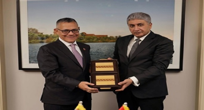 وزير السياحة يبحث مع وزير الثقافة الفنزويلى تعزيز التعاون في مجال الآثار