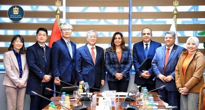 بالصور.. وزيرة التنمية المحلية تبحث تعزيز التعاون مع كوريا الجنوبية