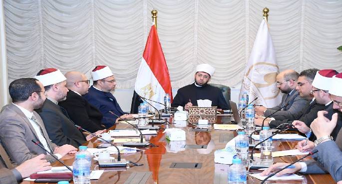وزير الأوقاف يعقد اجتماعات عمل مكثفة لدراسة خطط وبرامج العمل الدعوى فى رمضان