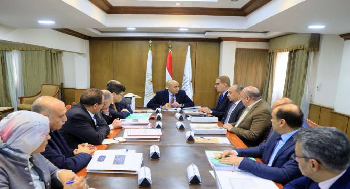 وزير التعليم يترأس اجتماع مجلس إدارة صندوق دعم وتمويل وتشييد المشروعات التعليمية