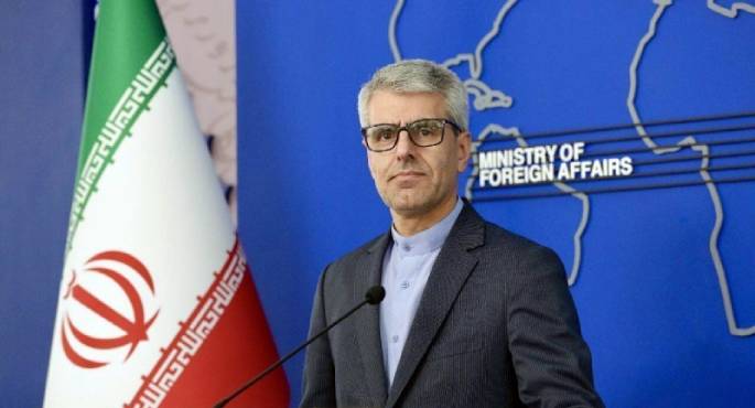 إيران تندد بالعقوبات الأمريكية الجديدة المتعلقة بالشحن